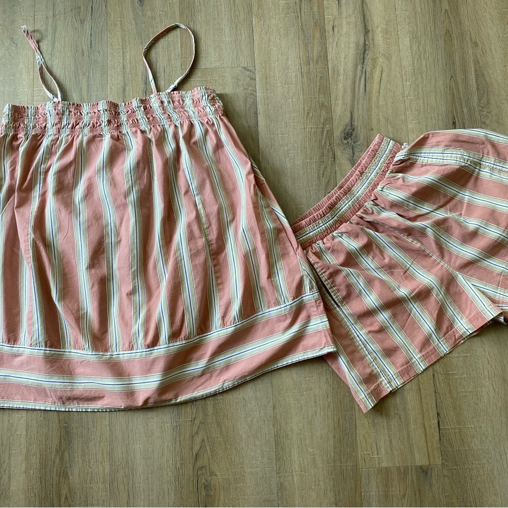 Amazon peach and White Striped Women's Set